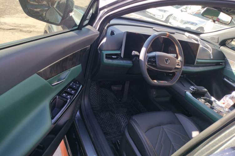 Used Changan UNI-T 2023 2nd Generation 1.5T Sport Edition Prestige Version