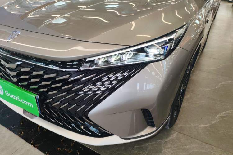 Used Roewe RX5 2023 1.5T Luxury Sliding-Screen Version
