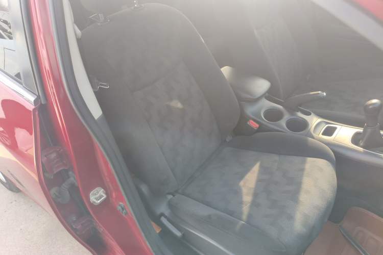 Used Nissan Tiida 2014 1.6L Manual Comfort Model