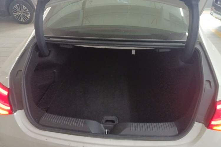 Used Mercedes-Benz CLS 2020 CLS 300 Luxury Model