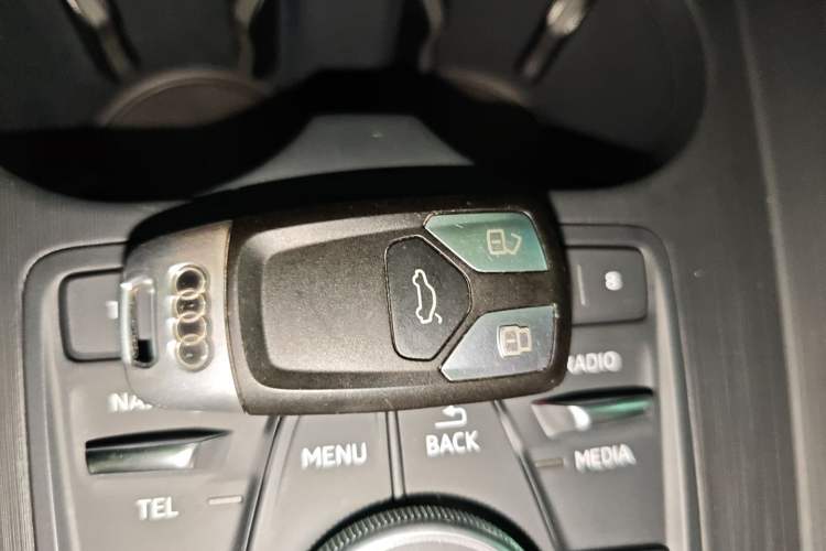 Used Audi A4L 2017 40 TFSI Style Edition
