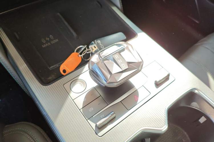 Used BYD Song L DM-i 2025 Intelligent Driving Version 160 km Beyond-Range Type
