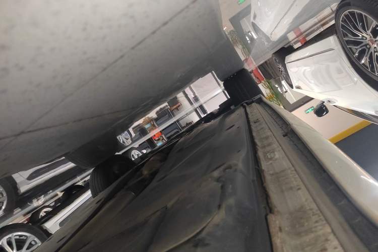 Used Volkswagen Tiguan L 2023 330TSI Automatic Two-Wheel Drive R-Line Enjoyment Edition
