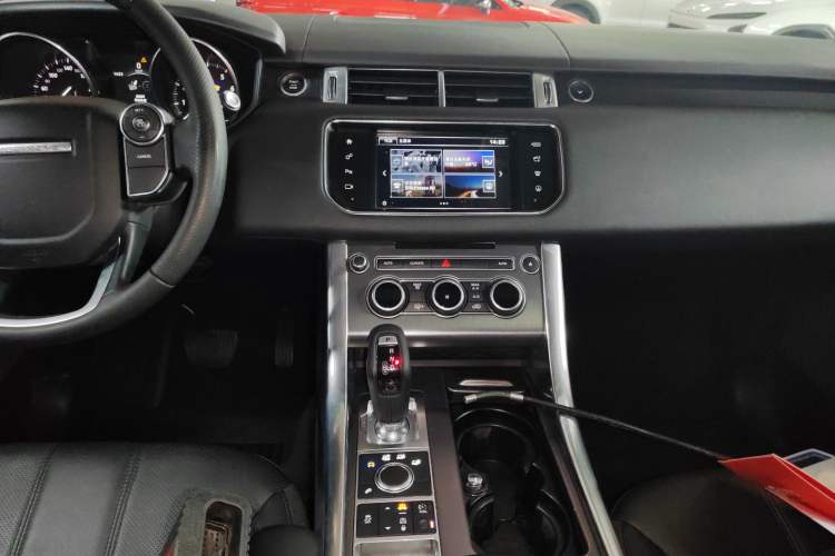 Used Land Rover Range Rover Sport 2016 3.0 SC V6 SE
