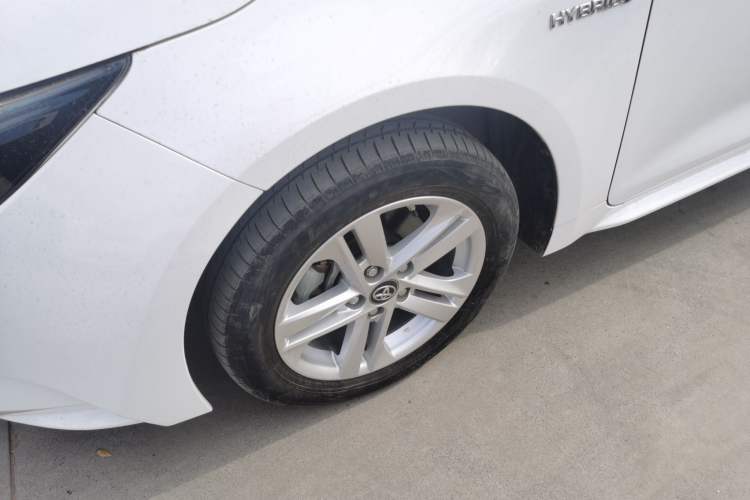 Used Toyota Levin 2022 Dual-Motor 1.8H E-CVT Leading Edition
