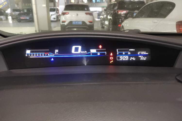 Used Honda Jade 2017 210TURBO CVT Fashion Edition 5-seater
