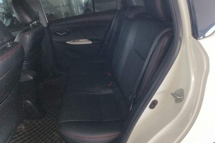 Used Toyota YARiS L 2015 1.5G Manual Xuan Dong Sunroof Special Edition
