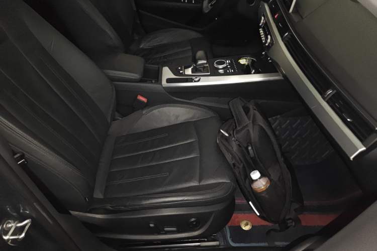 Used Audi A4L 2018 30th Anniversary Edition 40 TFSI Fashion Model
