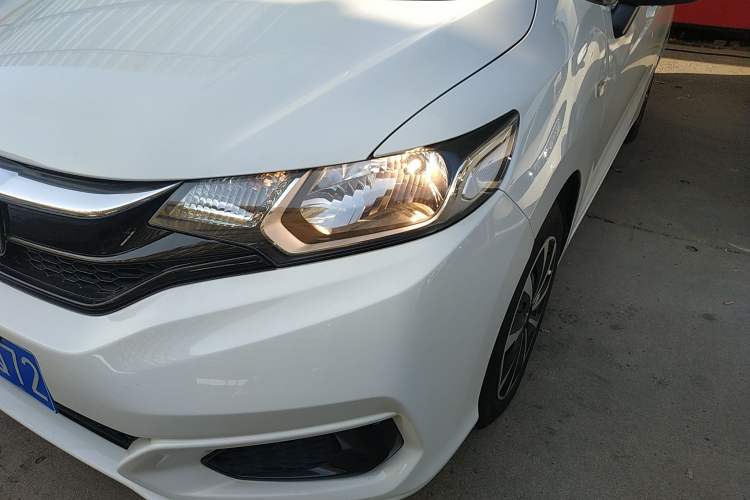 Used Honda Fit 2018 1.5L Manual Comfort Edition