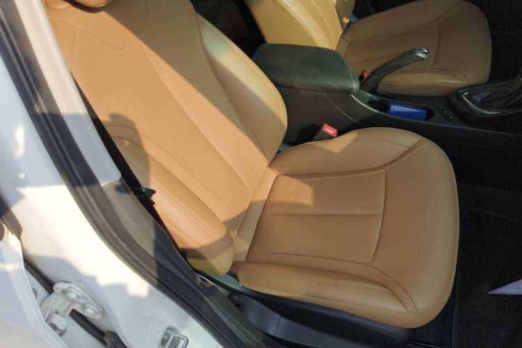 Used Buick GT 2019 18T Automatic Connected Flagship Version China V Standard
