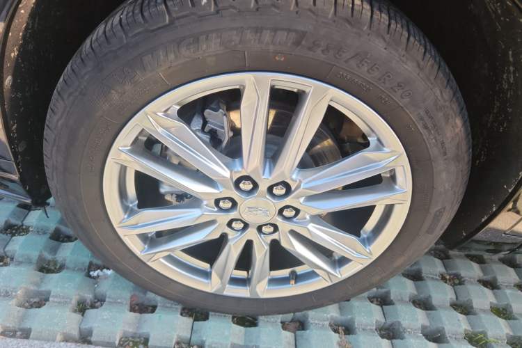 Used Cadillac XT6 2022 2.0T Six-Seater Four-Wheel Drive Luxury Version
