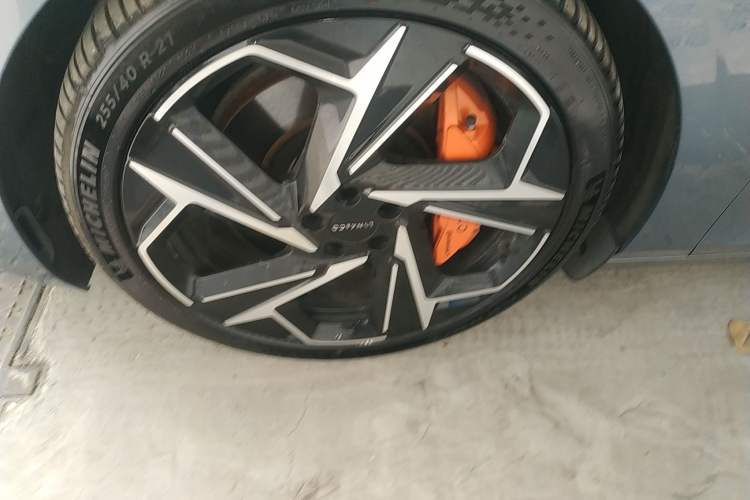 Used Lynk & Co Z10 2025 95 kWh 702 km All-Wheel Drive Intelligent Driving Ultra