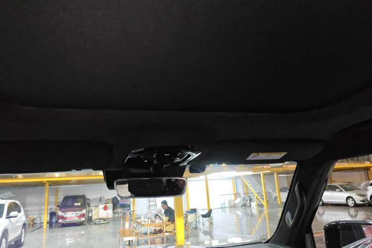 Used JETOUR Traveler 2023 2.0T All-Wheel Drive CrossPRO+
