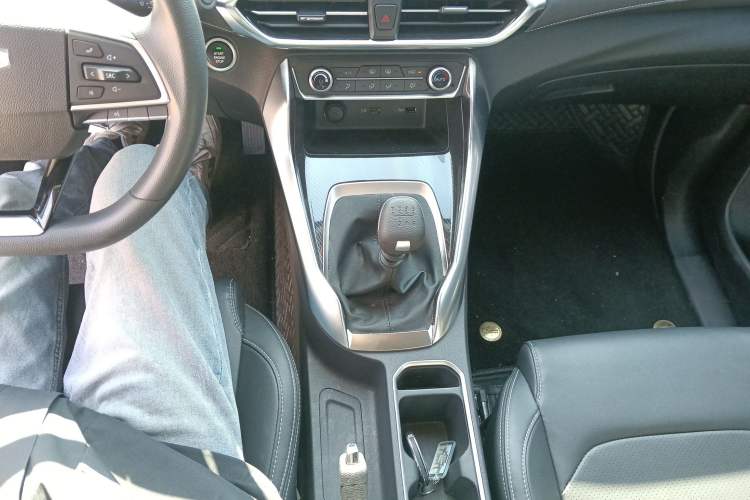 Used SAIC MAXUS G50 2022 1.5T Manual Comfort B
