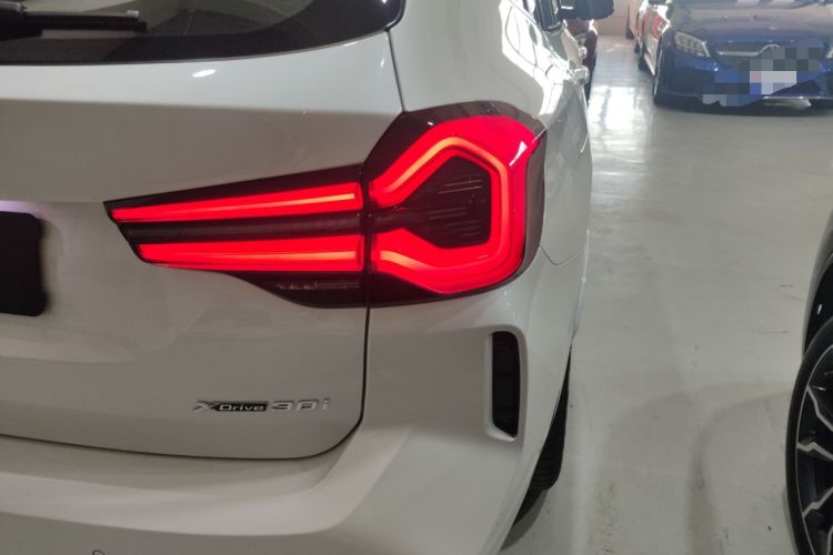 Used BMW X3 2023 Restyled xDrive30i Leading Edition M Night Sky Package
