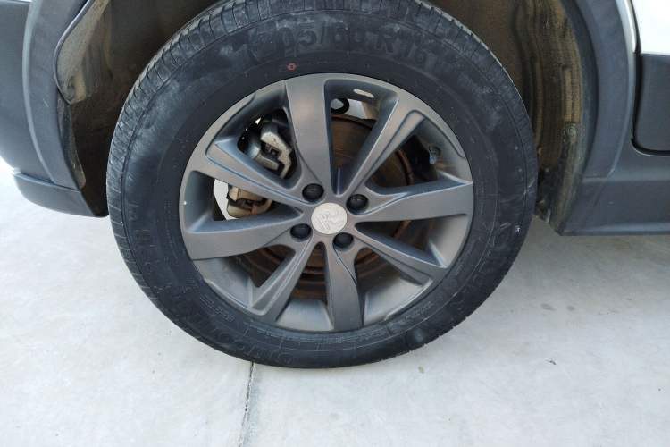 Used BYD Yuan New Energy 2019 EV360 Smart Connect Leading Model