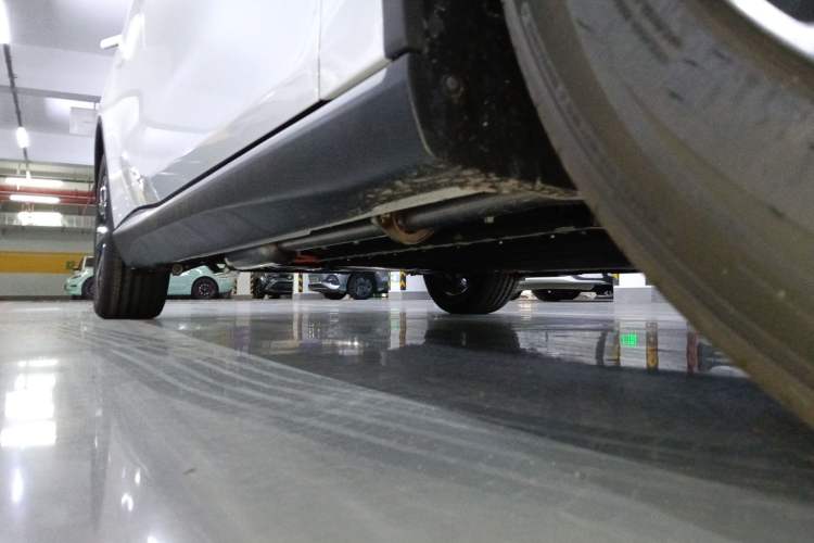 Used  SL03 2025 Range-Extended Elite Version
