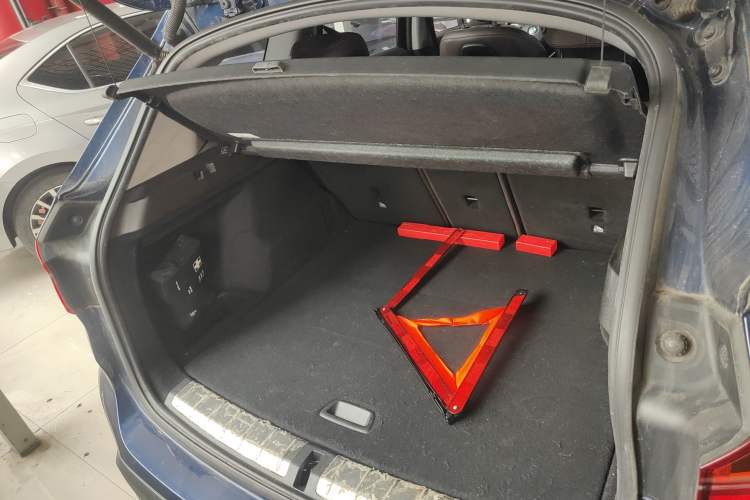 Used BMW X1 2016 sDrive18Li Luxury Model
