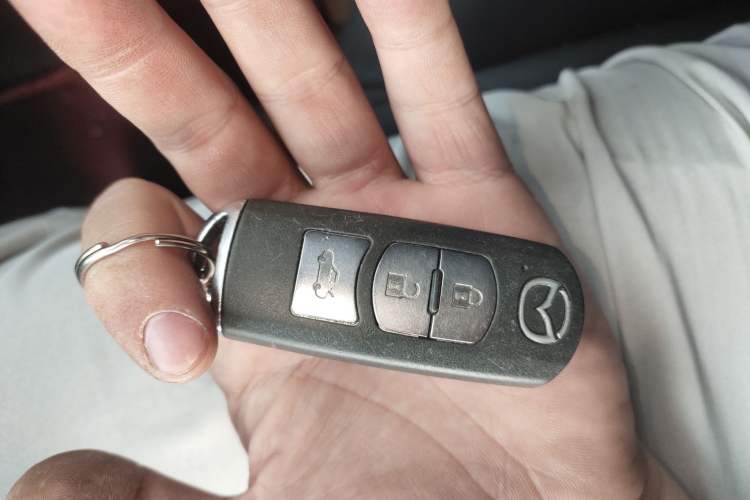 Used Mazda Mazda 3 Axela 2019 Cloud-Controlled Version Sedan 1.5L Automatic Comfort Trim China VI Standard
