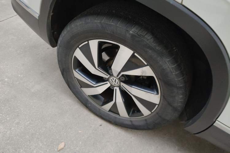 Used Volkswagen Tayron 2019 330TSI Two-Wheel Drive Luxury Model China VI Standard
