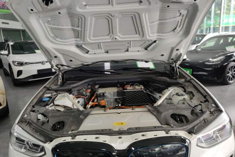 Used BMW iX3 2021 Leading Model
