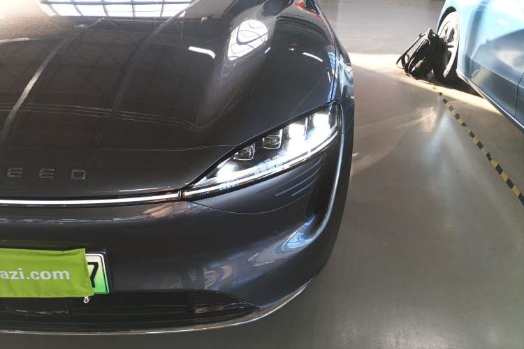 Used Hima Luxeed R7 2025 Range-Extended Version 251 km Max