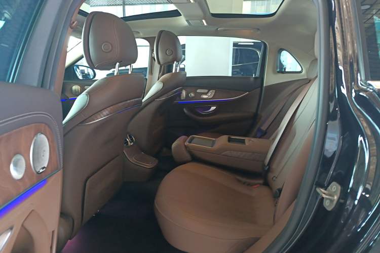 Used Mercedes-Benz E-Class 2021 Restyled E 300 L Luxury Edition
