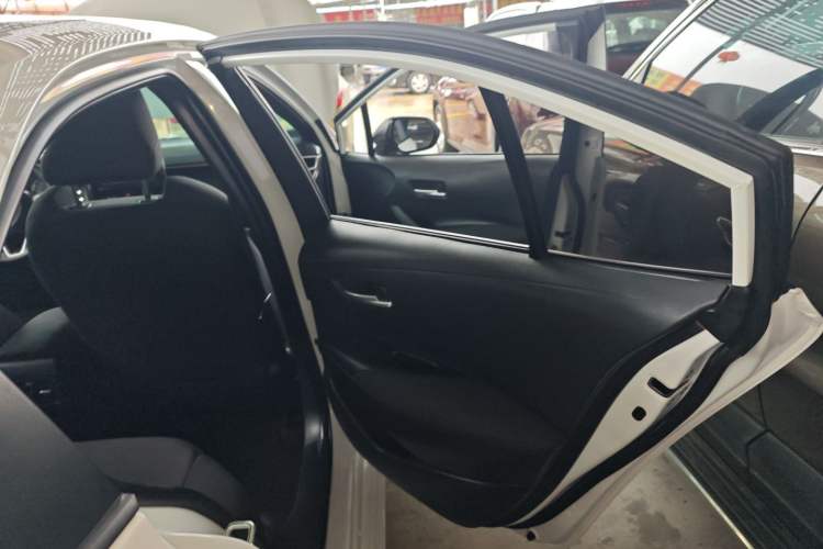 Used Toyota Levin 2022 185T CVT Luxury Edition
