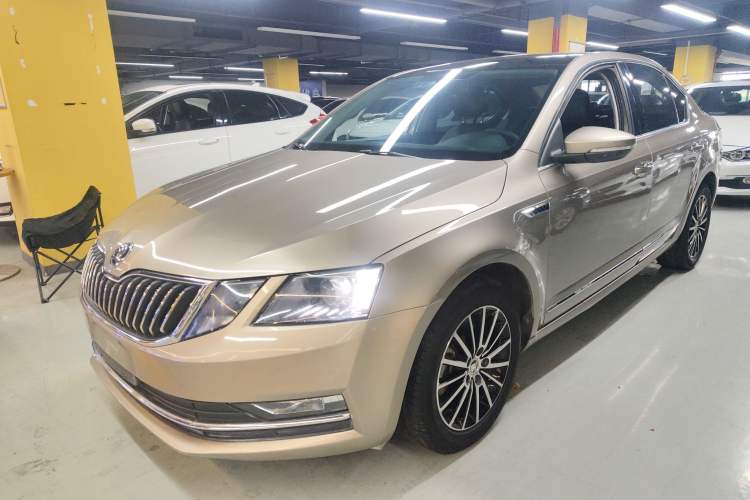 Used Skoda Octavia 2019 TSI230 DSG SmartDrive Luxury Edition China VI