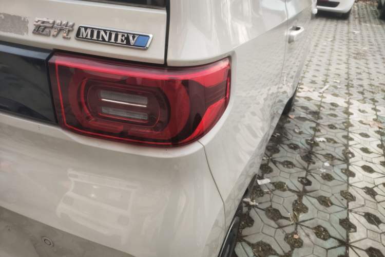 Used Wuling Hongguang MINIEV 2022 Macaron Fashion Model Lithium Iron Phosphate