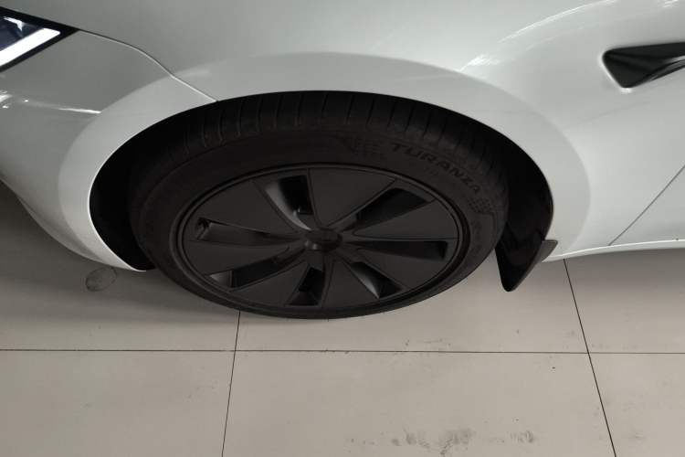Used Tesla Model 3 2025 Rear-Wheel-Drive Version
