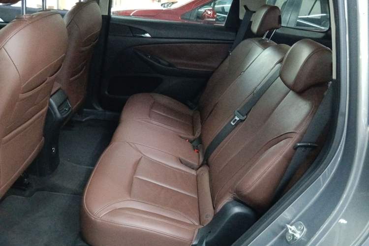 Used Buick GL6 2018 18T 5-seat Luxury Model
