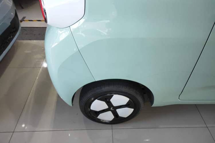 Used Wuling Hongguang MINIEV 2024 3rd Generation 215km Advanced Version

