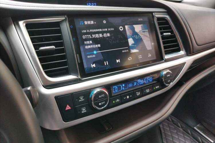 Used Toyota Highlander 2018 2.0T Four-Wheel Drive Prestige Version 7 Seats China VI Standard
