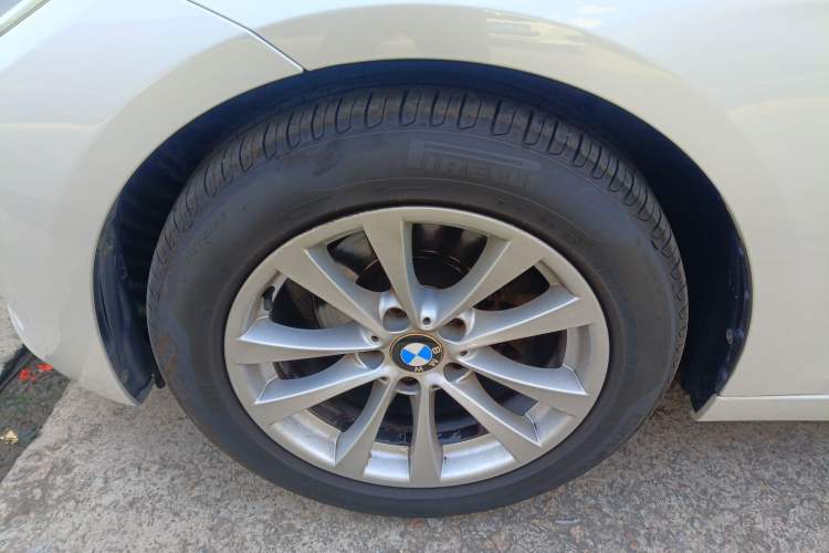Used BMW 3 Series GT 2013 320i Leading Model

