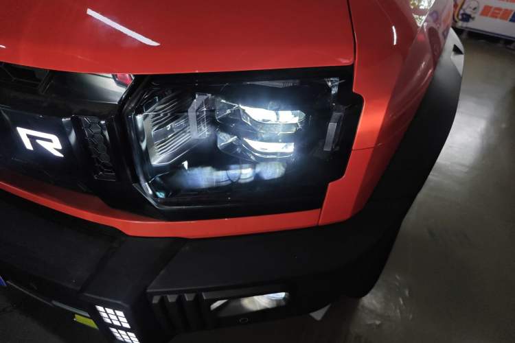 Used Jetour Traveler 2023 2.0T All-Wheel-Drive CrossPRO
