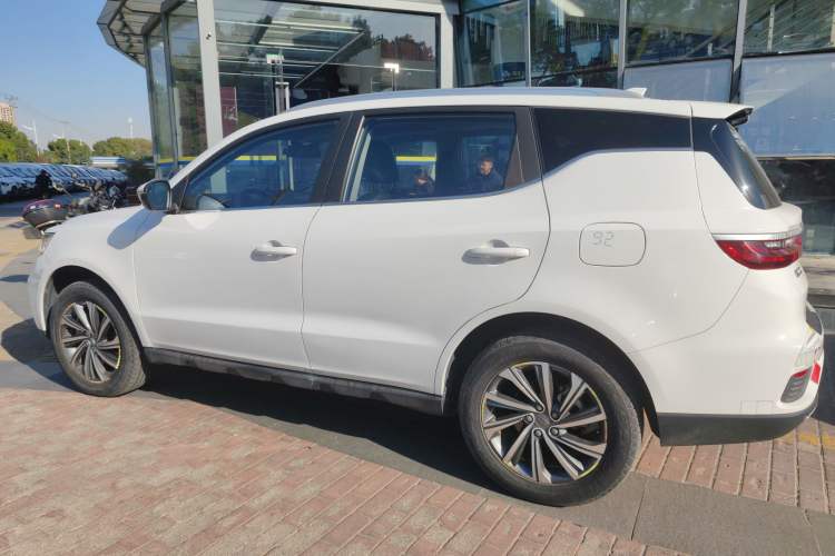 Used Geely Auto Vision X6 2020 1.4T CVT Luxury Edition
