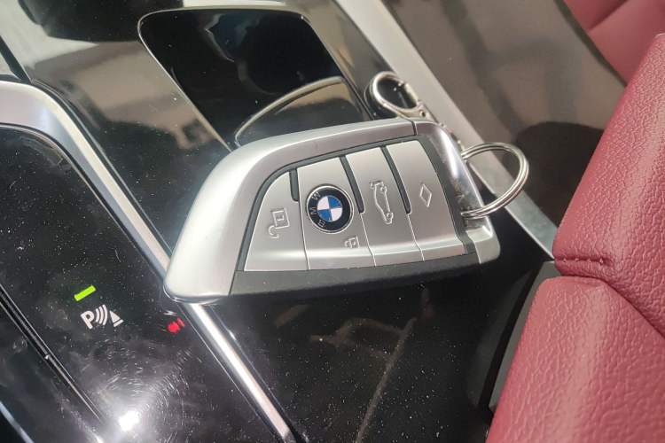 Used BMW 5 Series 2021 525Li Luxury Package
