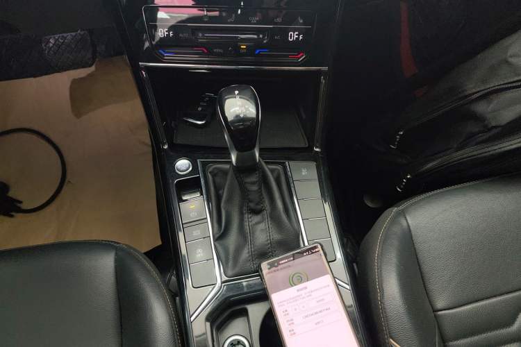 Used Volkswagen Passat 2020 330TSI Elite Edition China VI
