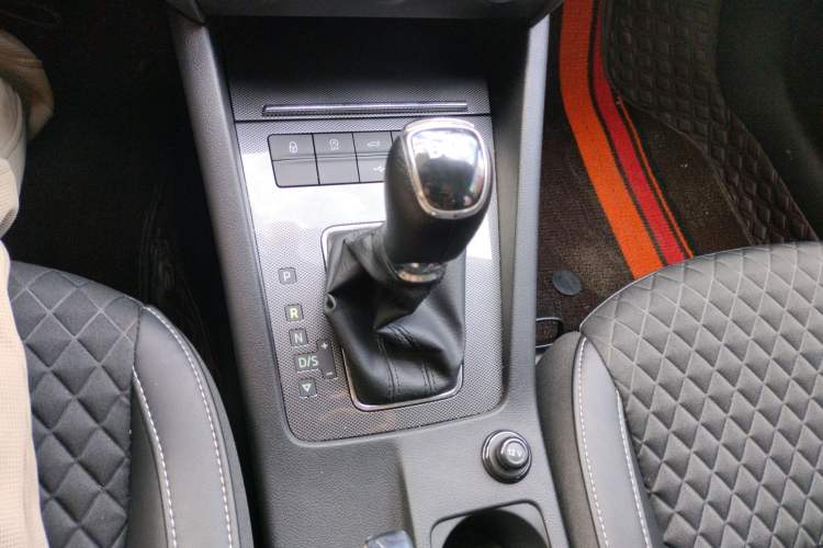 Used Skoda Octavia 2019 TSI280 DSG Luxury Edition Station Wagon China VI Standard