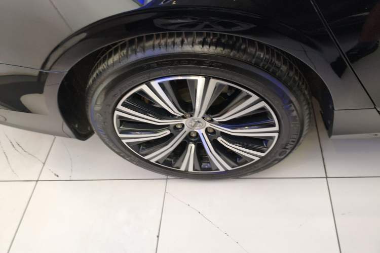 Used Volvo S90 2021 B5 Zhiyi Luxury Edition
