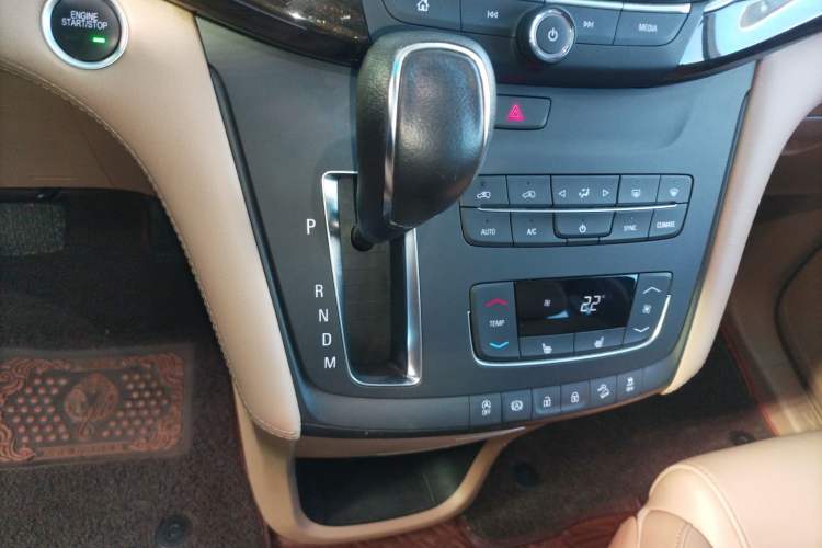 Used Buick GL8 2018 ES 28T Premium Model China VI Standard
