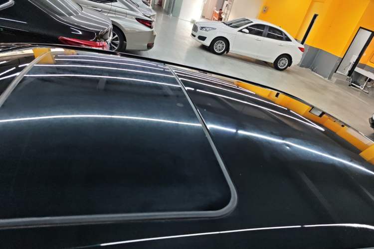 Used Toyota Corolla 2021 Dual-Motor 1.8L E-CVT Elite Edition