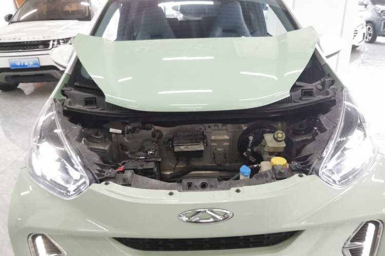 Used Chery Little Ant 2022 Revised Version Sweet Pink Edition Half-Sugar Version Lithium Iron Phosphate 30.7 kWh 30 kW 301 km
