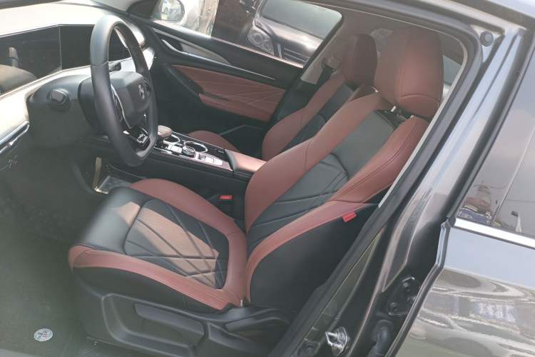 Used Changan Eado 2023 Changan Edition PLUS Blue Whale NE 1.4T GDI DCT Prestige Version
