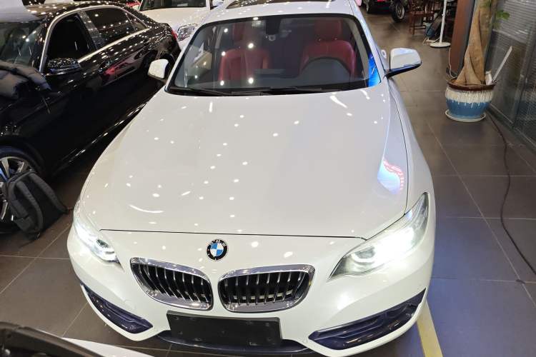 Used BMW 2 Series 2018 220i Sport Design Package
