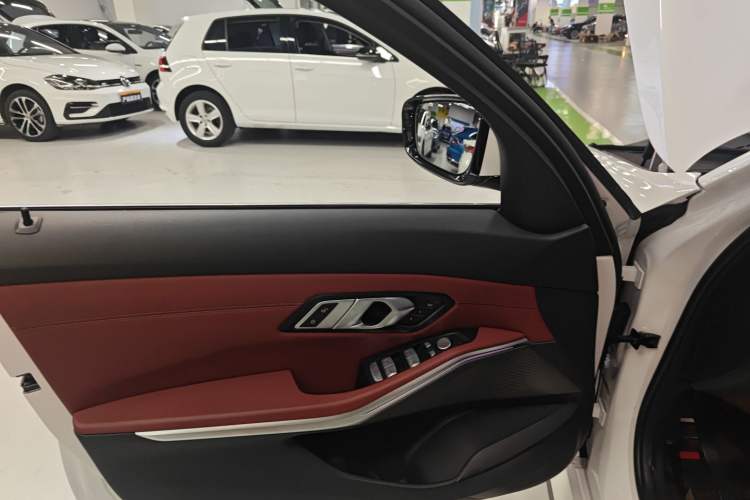 Used BMW i3 2024 eDrive 35 L