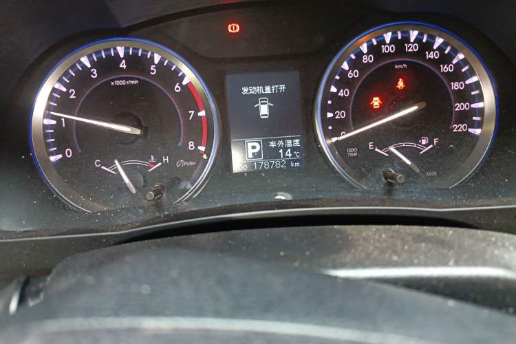 Used Toyota Highlander 2015 2.0T Four-Wheel Drive Elite Edition 7-Seater
