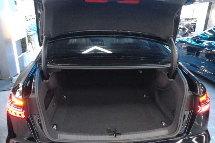 Used Audi A6L 2023 Revised 40 TFSI Luxury Dynamic Edition
