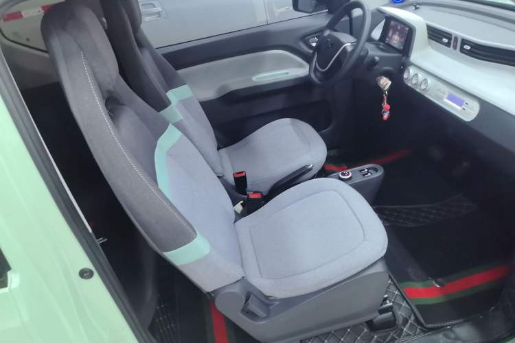 Used Wuling Hongguang MINIEV 2022 Macaron Premium Model – Lithium Iron Phosphate
